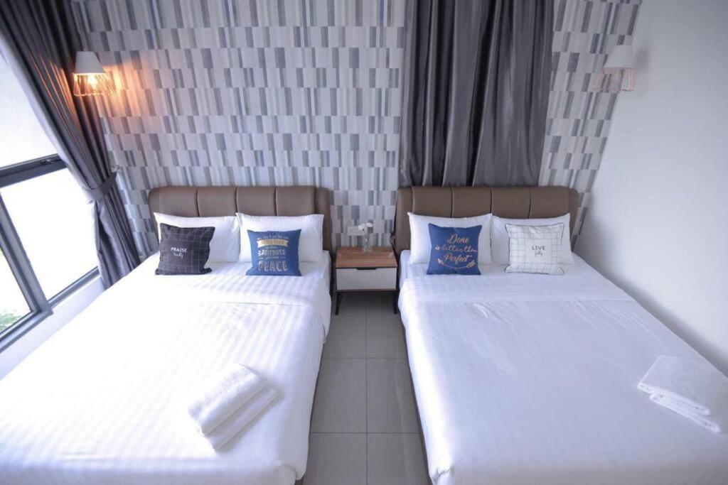 Cozy Haven Atlantis With Large Swimming Pool Διαμέρισμα Malacca Εξωτερικό φωτογραφία